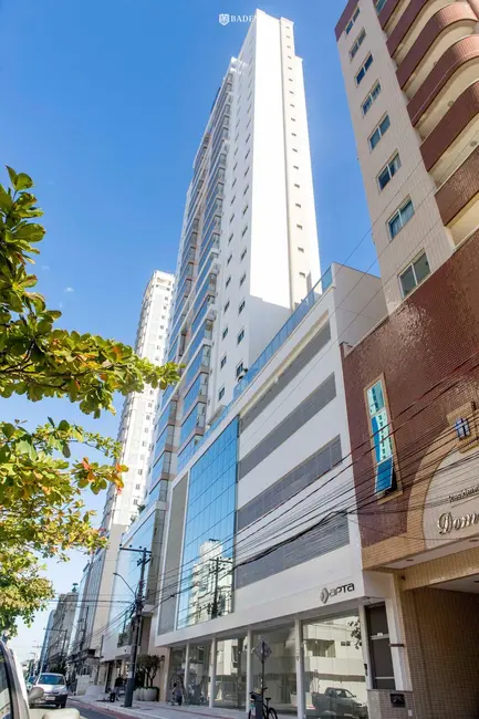 Foto 2 de Apartamento com 3 quartos à venda, 136m2 em Centro, Balneario Camboriu - SC