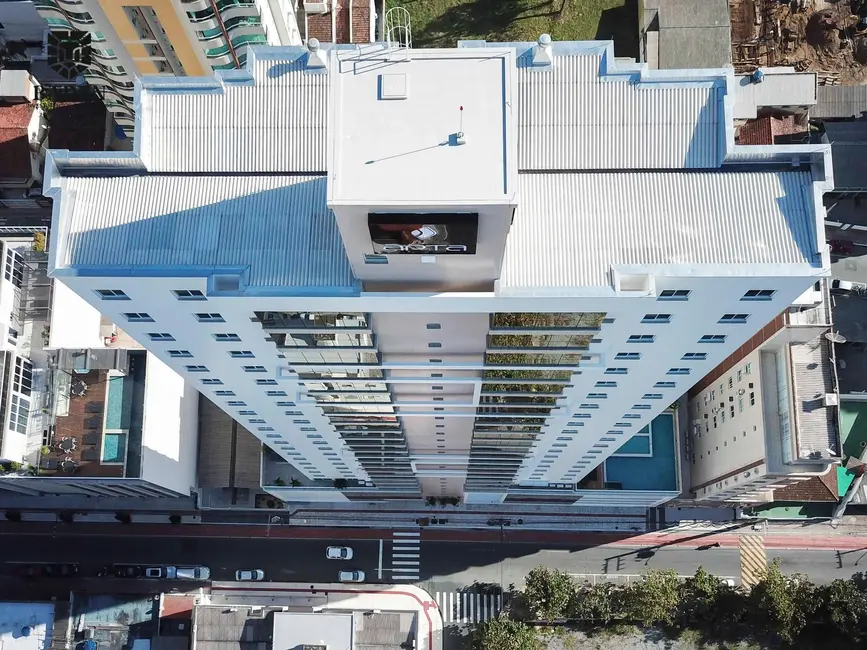 Apartamento com 3 quartos à venda, 136m2 em Centro, Balneario Camboriu - SC - imagem 1 Foto 1 de Apartamento com 3 quartos à venda, 136m2 em Centro, Balneario Camboriu - SC