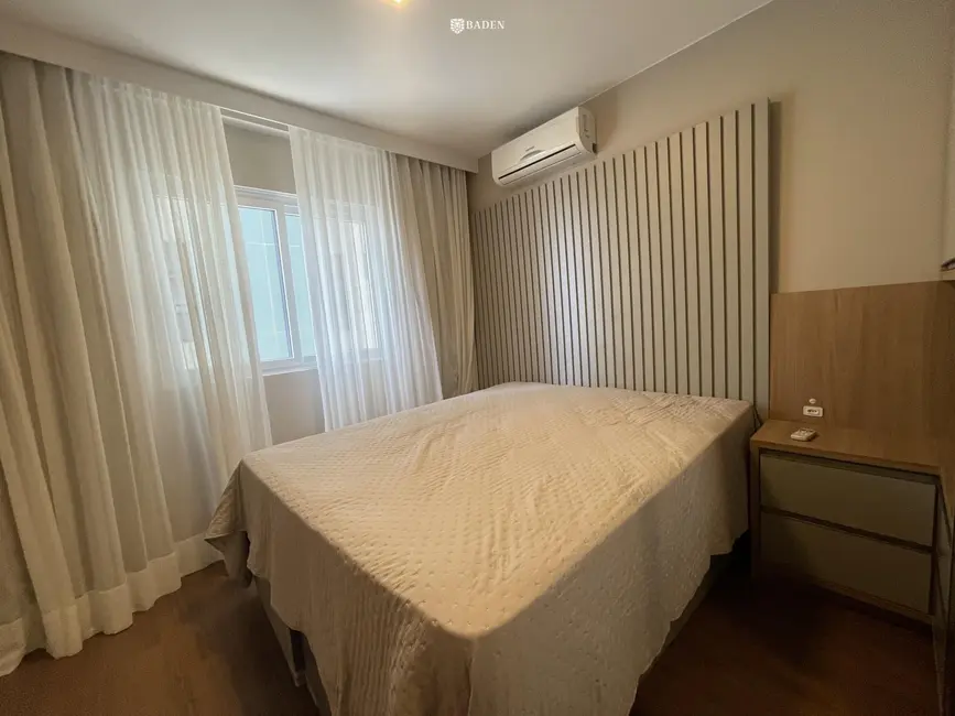 Foto 9 de Apartamento com 4 quartos à venda, 185m2 em Balneario Camboriu - SC