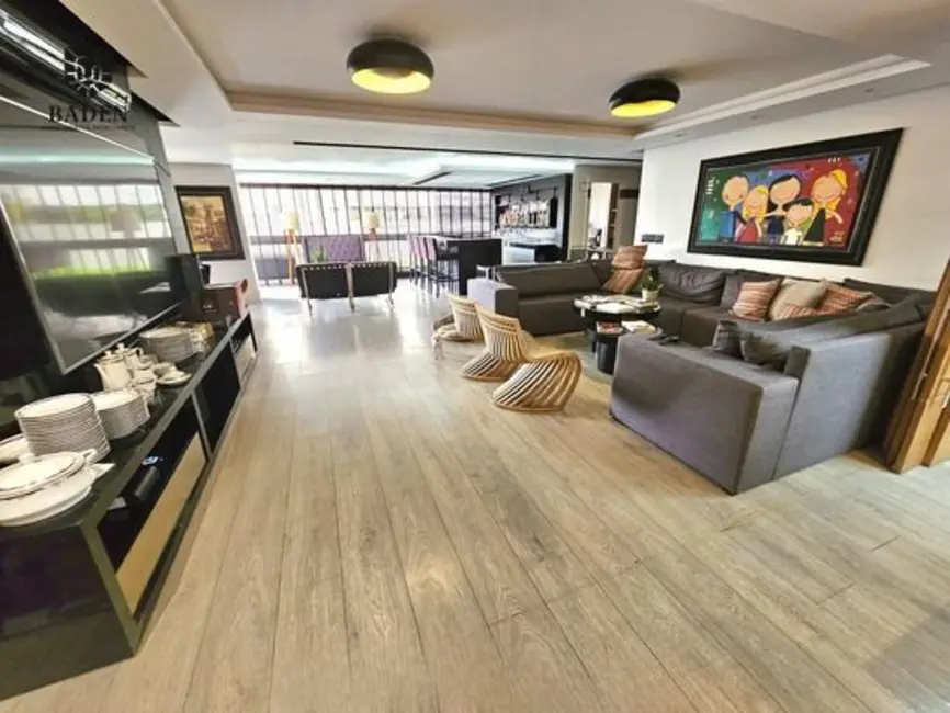 Apartamento com 4 quartos à venda, 326m2 em Centro, Florianopolis - SC - imagem 9 Foto 9 de Apartamento com 4 quartos à venda, 326m2 em Centro, Florianopolis - SC