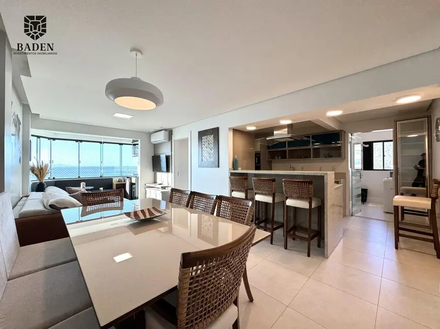 Apartamento com 3 quartos para alugar, 108m2 em Balneario Camboriu - SC - imagem 1 Foto 1 de Apartamento com 3 quartos para alugar, 108m2 em Balneario Camboriu - SC