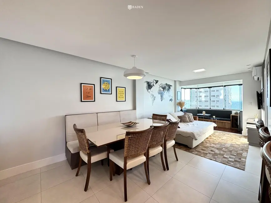 Apartamento com 3 quartos para alugar, 108m2 em Balneario Camboriu - SC - imagem 2 Foto 2 de Apartamento com 3 quartos para alugar, 108m2 em Balneario Camboriu - SC
