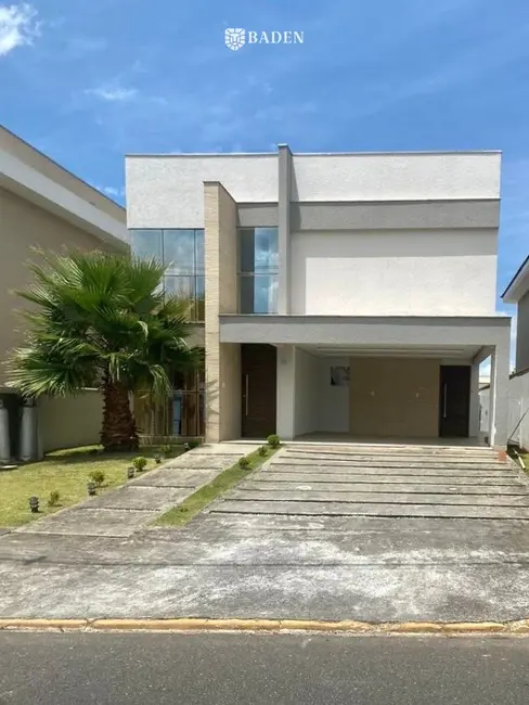 Foto 1 de Casa com 4 quartos à venda, 310m2 em Balneario Camboriu - SC
