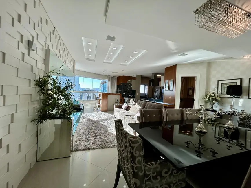 Foto 1 de Apartamento com 3 quartos à venda, 131m2 em Centro, Balneario Camboriu - SC