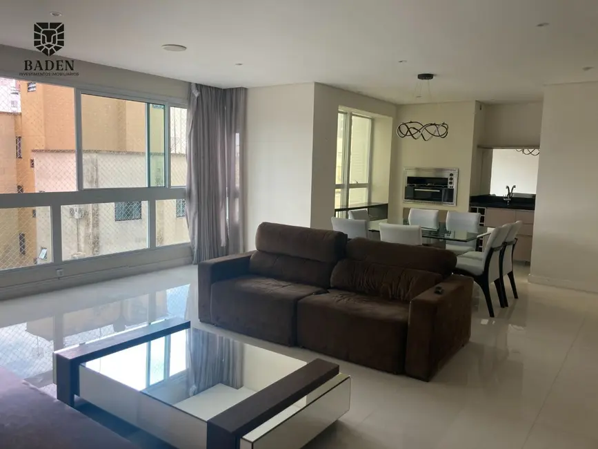 Foto 3 de Apartamento com 4 quartos à venda, 142m2 em Centro, Balneario Camboriu - SC