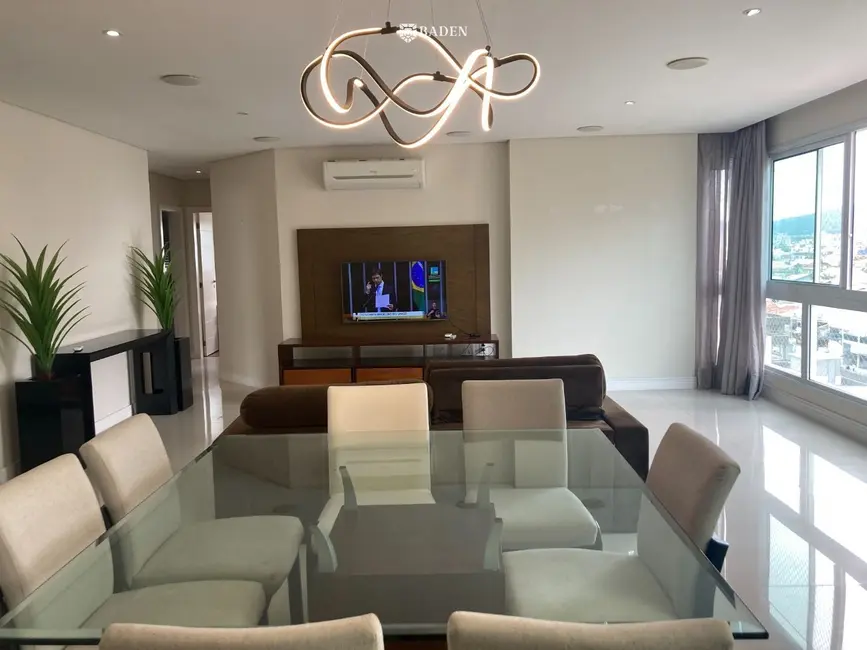 Foto 5 de Apartamento com 4 quartos à venda, 142m2 em Centro, Balneario Camboriu - SC