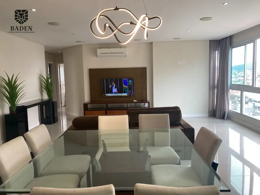 Foto 5 de Apartamento com 4 quartos à venda, 142m2 em Centro, Balneario Camboriu - SC