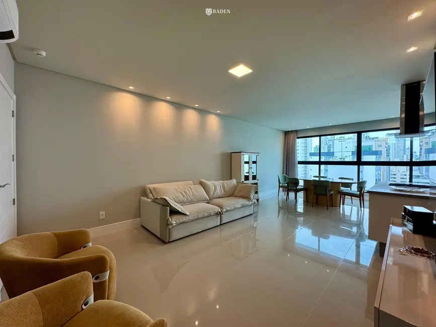 Foto 2 de Apartamento com 3 quartos à venda, 116m2 em Centro, Balneario Camboriu - SC