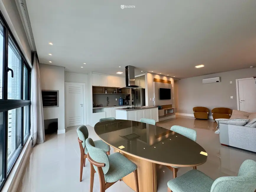Foto 3 de Apartamento com 3 quartos à venda, 116m2 em Centro, Balneario Camboriu - SC