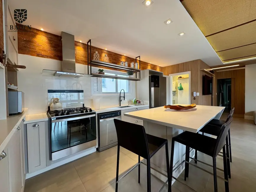 Foto 9 de Apartamento com 3 quartos à venda, 131m2 em Centro, Balneario Camboriu - SC