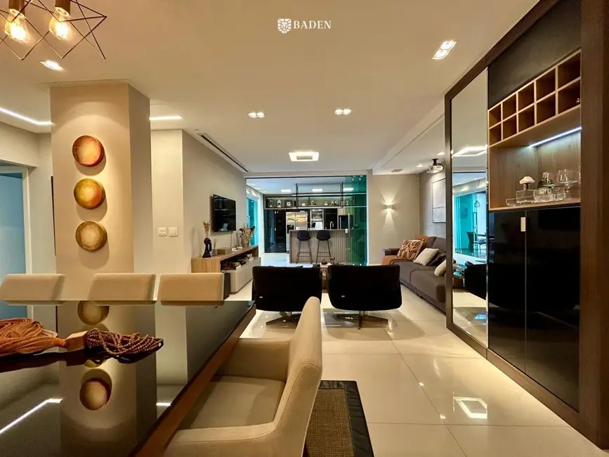 Foto 4 de Apartamento com 3 quartos à venda, 177m2 em Centro, Balneario Camboriu - SC