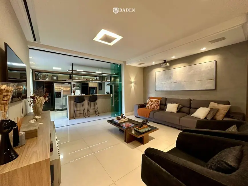 Foto 8 de Apartamento com 3 quartos à venda, 177m2 em Centro, Balneario Camboriu - SC