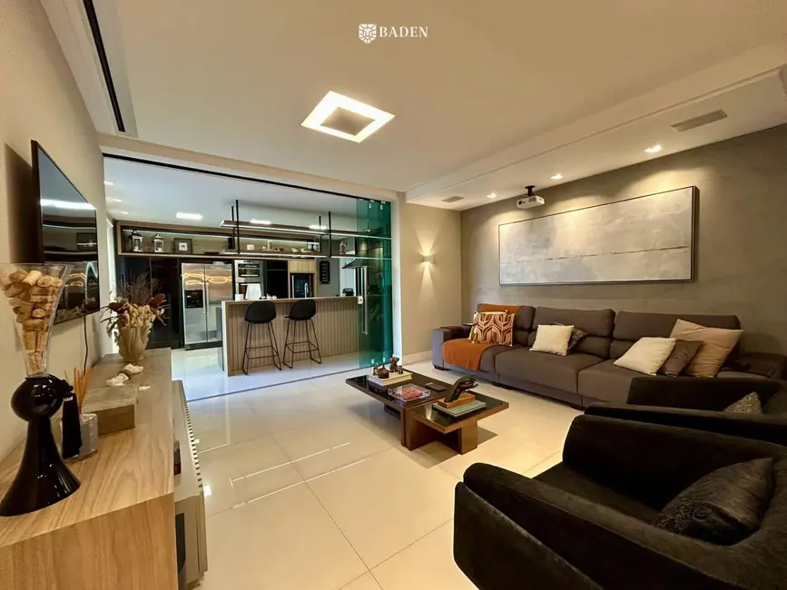 Foto 7 de Apartamento com 3 quartos à venda, 177m2 em Centro, Balneario Camboriu - SC