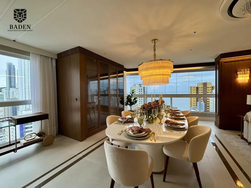 Foto 2 de Cobertura com 4 quartos à venda, 327m2 em Centro, Balneario Camboriu - SC