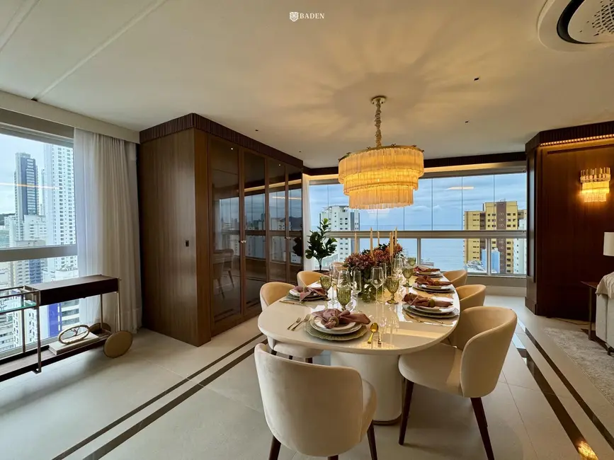 Foto 2 de Cobertura com 4 quartos à venda, 327m2 em Centro, Balneario Camboriu - SC