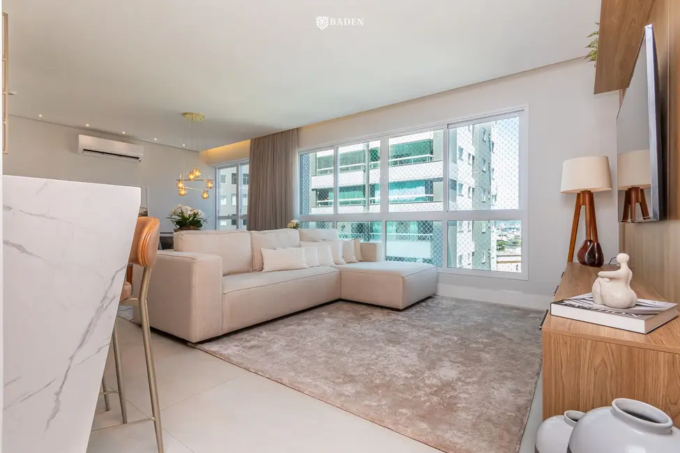Foto 5 de Apartamento com 4 quartos à venda, 132m2 em Centro, Balneario Camboriu - SC