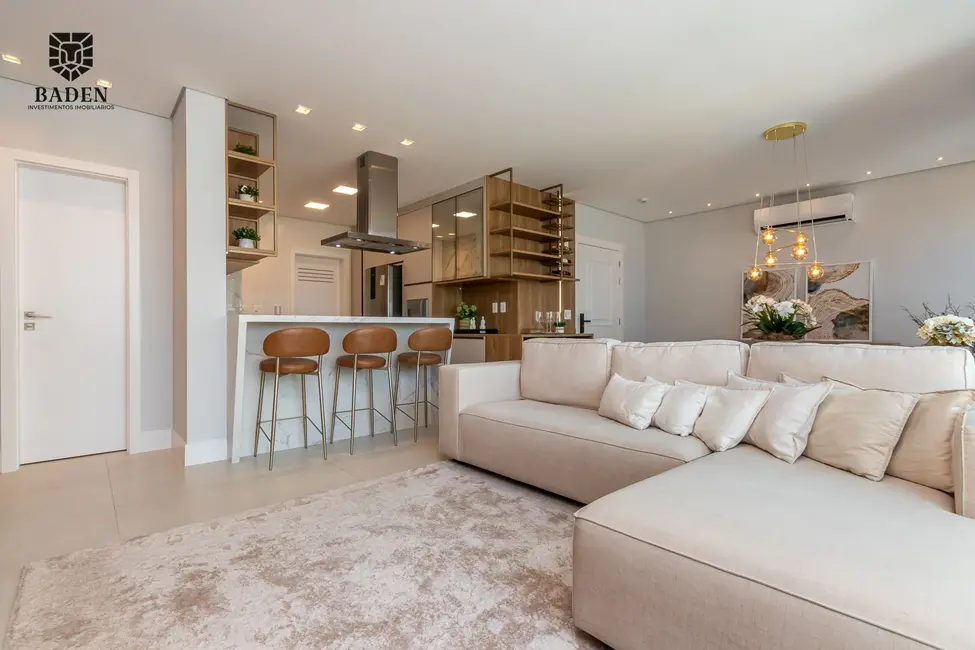 Apartamento com 4 quartos à venda, 132m2 em Centro, Balneario Camboriu - SC - imagem 7 Foto 7 de Apartamento com 4 quartos à venda, 132m2 em Centro, Balneario Camboriu - SC