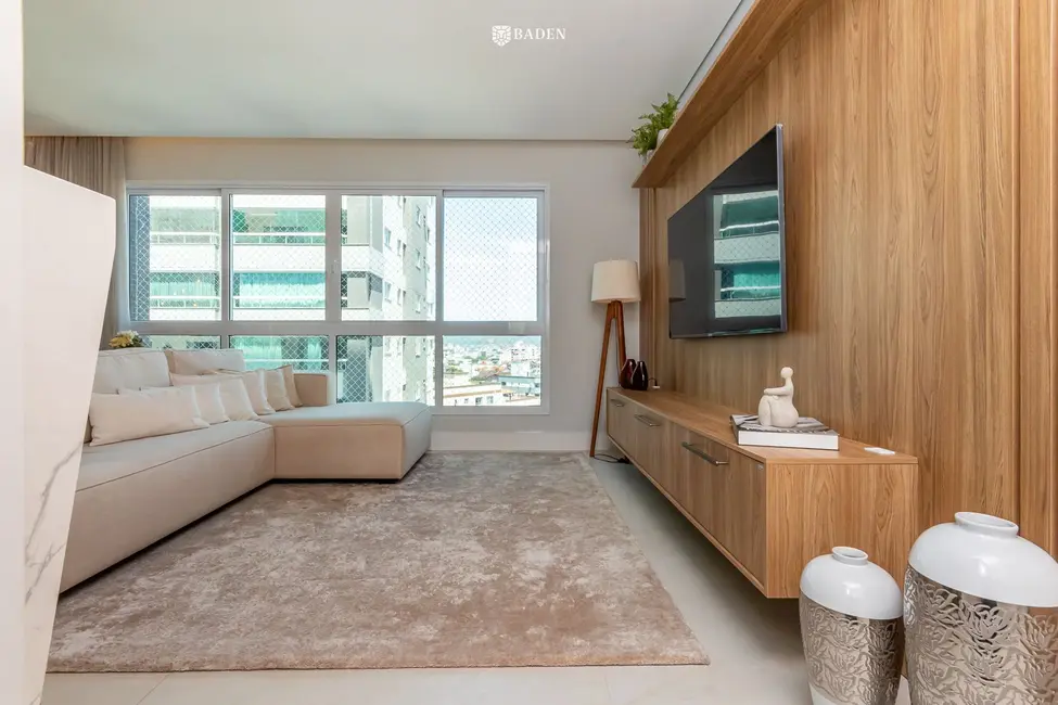 Foto 6 de Apartamento com 4 quartos à venda, 132m2 em Centro, Balneario Camboriu - SC