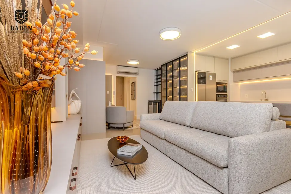 Apartamento com 3 quartos à venda, 129m2 em Centro, Balneario Camboriu - SC - imagem 6 Foto 6 de Apartamento com 3 quartos à venda, 129m2 em Centro, Balneario Camboriu - SC