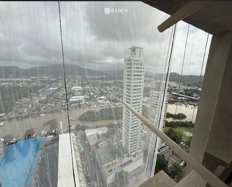 Apartamento com 4 quartos à venda, 194m2 em Balneario Camboriu - SC - imagem 5 Foto 5 de Apartamento com 4 quartos à venda, 194m2 em Balneario Camboriu - SC