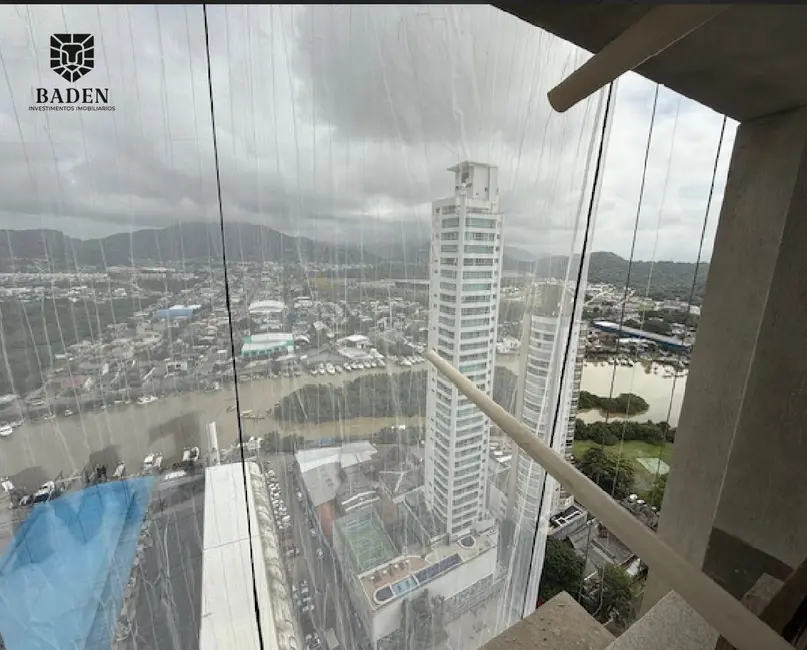 Foto 5 de Apartamento com 4 quartos à venda, 194m2 em Balneario Camboriu - SC