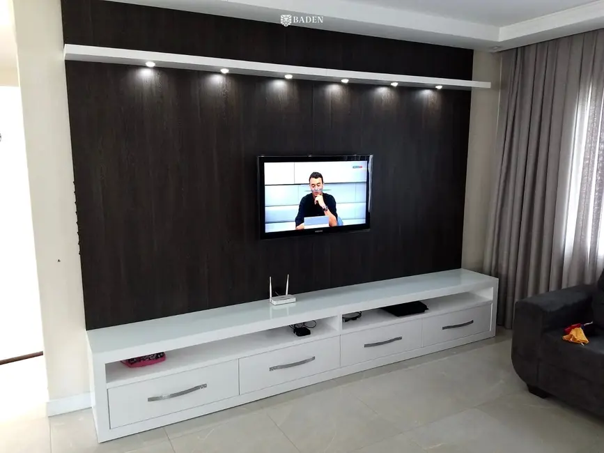 Foto 8 de Casa com 3 quartos à venda, 180m2 em São Francisco de Assis, Camboriu - SC