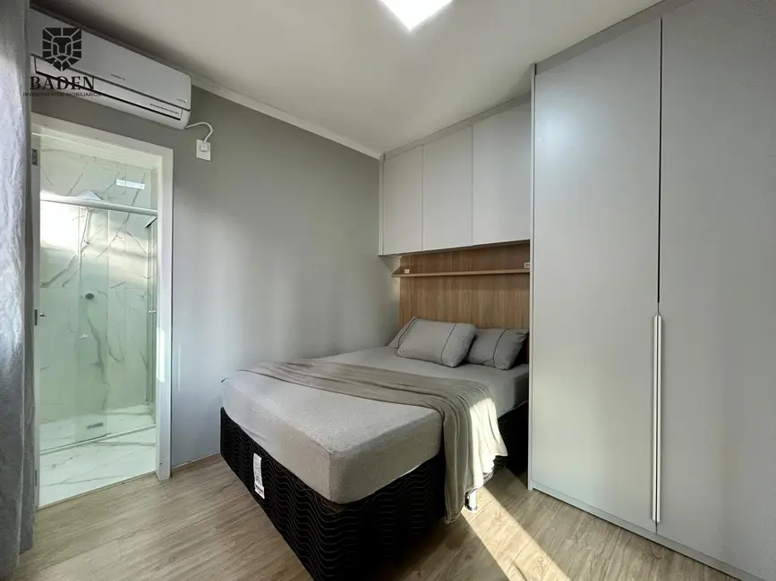 Foto 9 de Apartamento com 1 quarto à venda, 43m2 em Centro, Balneario Camboriu - SC