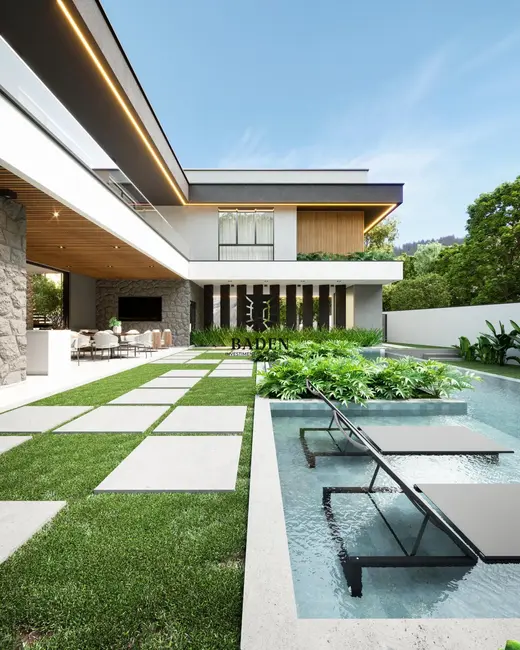 Foto 1 de Casa com 5 quartos à venda, 672m2 em Balneario Camboriu - SC