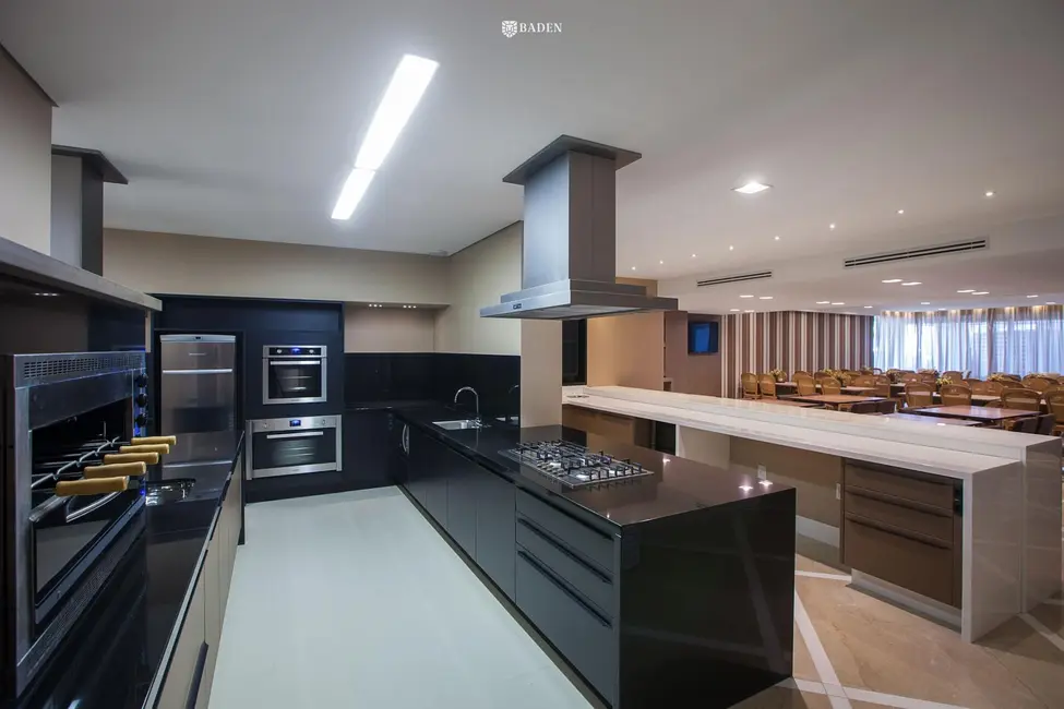 Foto 6 de Apartamento com 4 quartos à venda, 237m2 em Balneario Camboriu - SC