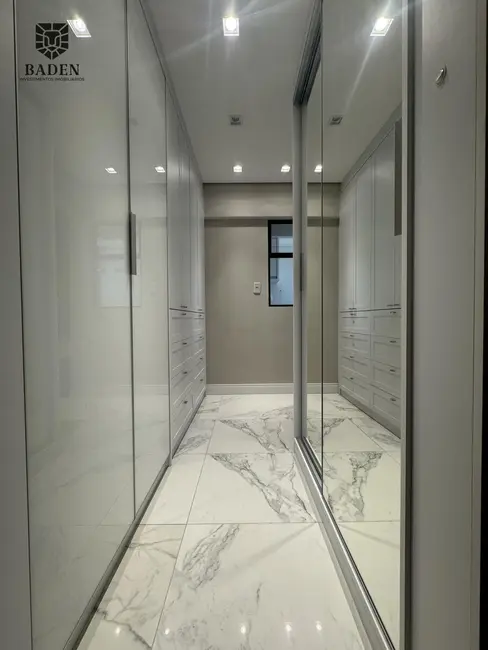 Foto 8 de Apartamento com 3 quartos para alugar, 130m2 em Balneario Camboriu - SC