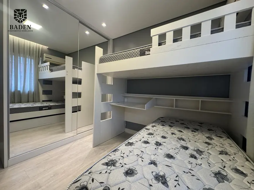 Foto 7 de Apartamento com 3 quartos para alugar, 130m2 em Balneario Camboriu - SC