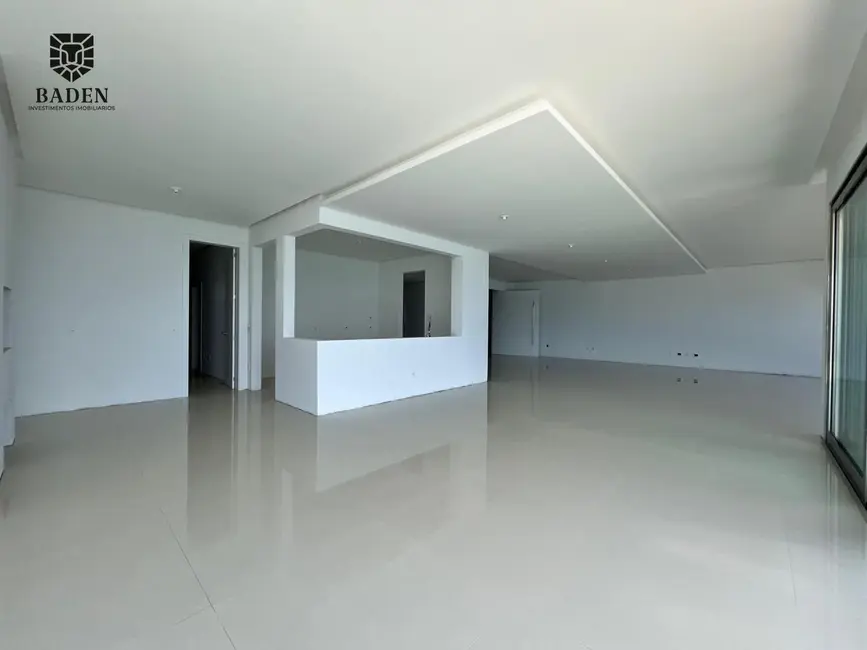 Foto 6 de Cobertura com 5 quartos à venda, 660m2 em Centro, Itapema - SC