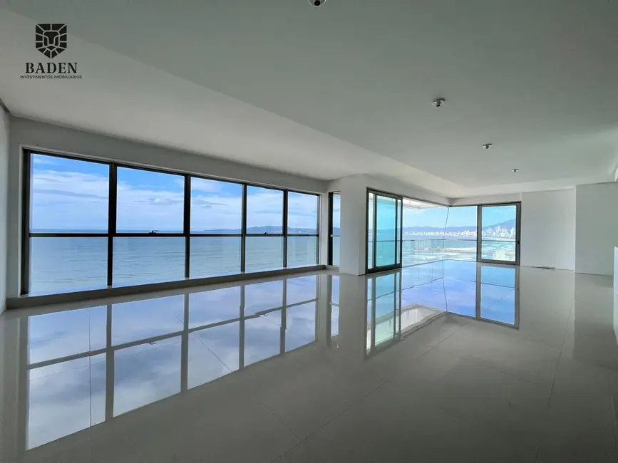 Foto 1 de Cobertura com 5 quartos à venda, 660m2 em Centro, Itapema - SC