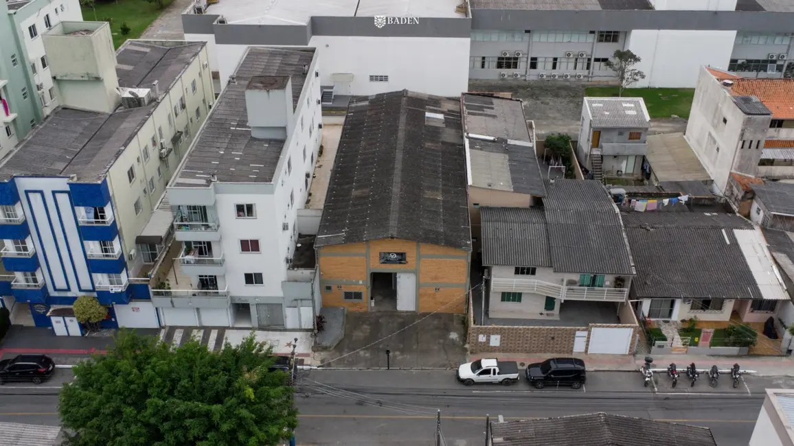 Foto 2 de Loja com 1 quarto à venda, 270m2 em Municípios, Balneario Camboriu - SC