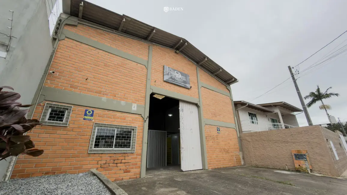 Foto 3 de Loja com 1 quarto à venda, 270m2 em Municípios, Balneario Camboriu - SC