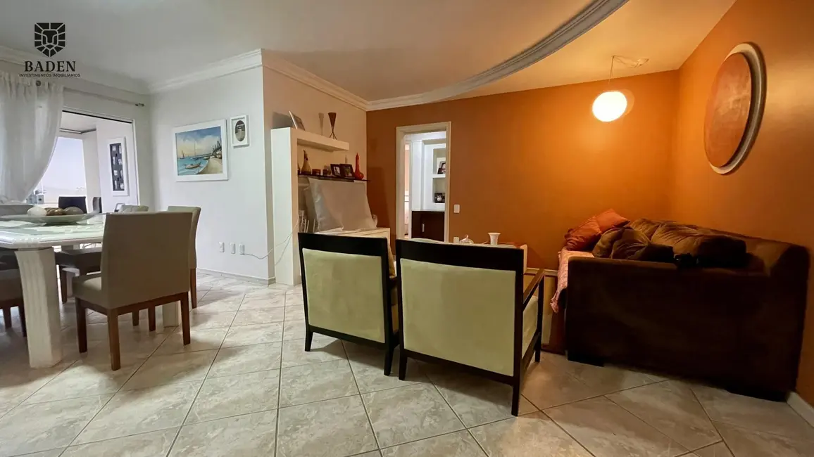 Apartamento com 3 quartos à venda, 347m2 em Balneario Camboriu - SC - imagem 6 Foto 6 de Apartamento com 3 quartos à venda, 347m2 em Balneario Camboriu - SC
