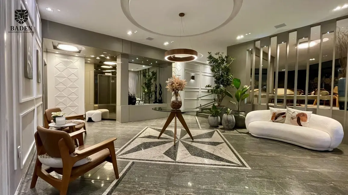 Apartamento com 3 quartos à venda, 347m2 em Balneario Camboriu - SC - imagem 2 Foto 2 de Apartamento com 3 quartos à venda, 347m2 em Balneario Camboriu - SC