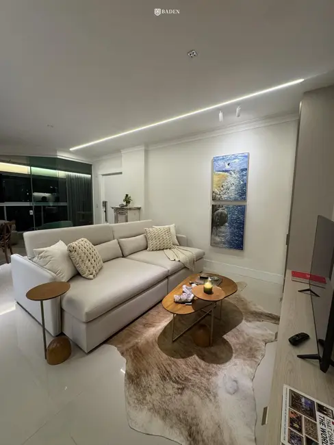 Foto 3 de Apartamento com 3 quartos à venda, 125m2 em Itapema - SC