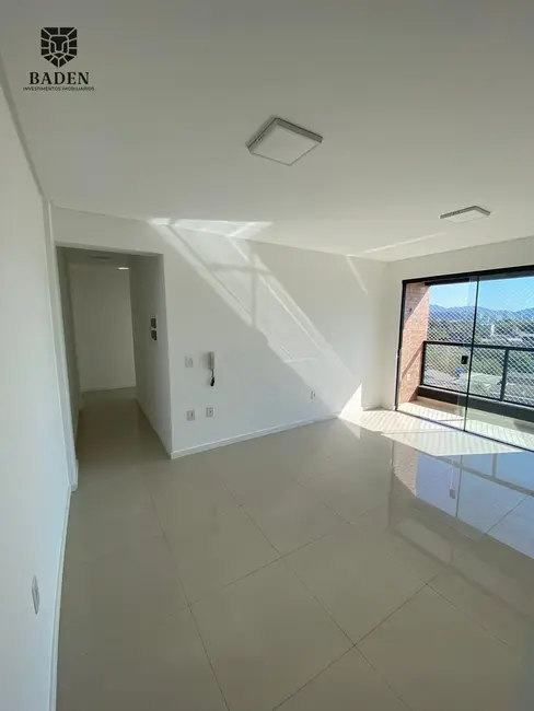 Foto 2 de Apartamento com 2 quartos à venda, 72m2 em Balneario Camboriu - SC