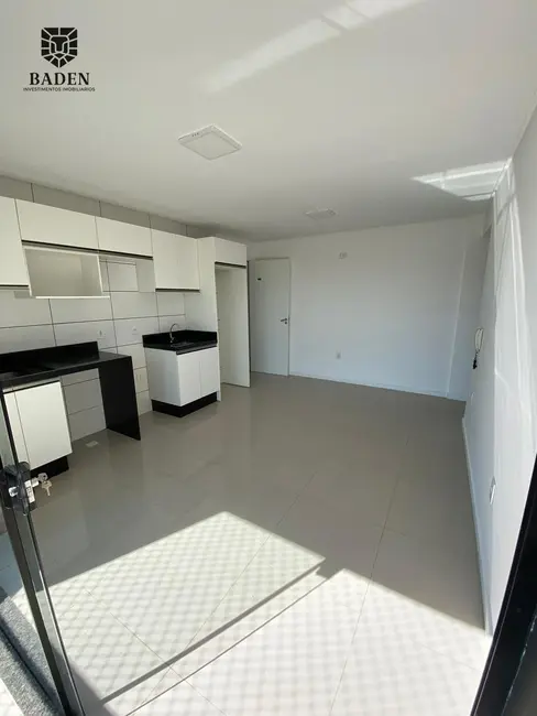 Apartamento com 2 quartos à venda, 72m2 em Balneario Camboriu - SC - imagem 4 Foto 4 de Apartamento com 2 quartos à venda, 72m2 em Balneario Camboriu - SC