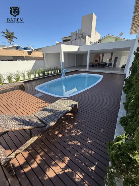 Foto 8 de Casa com 2 quartos à venda, 400m2 em Centro, Balneario Camboriu - SC