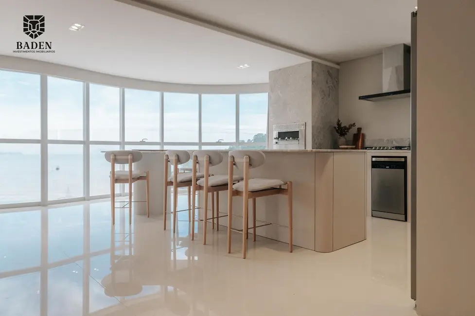 Apartamento com 4 quartos à venda, 237m2 em Balneario Camboriu - SC - imagem 7 Foto 7 de Apartamento com 4 quartos à venda, 237m2 em Balneario Camboriu - SC