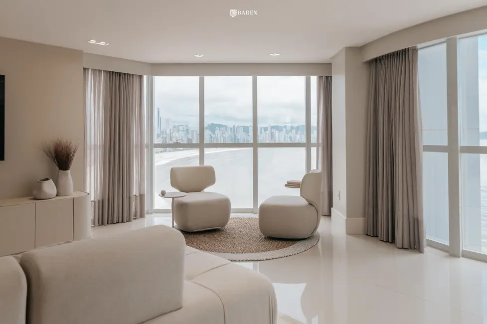 Foto 1 de Apartamento com 4 quartos à venda, 237m2 em Balneario Camboriu - SC