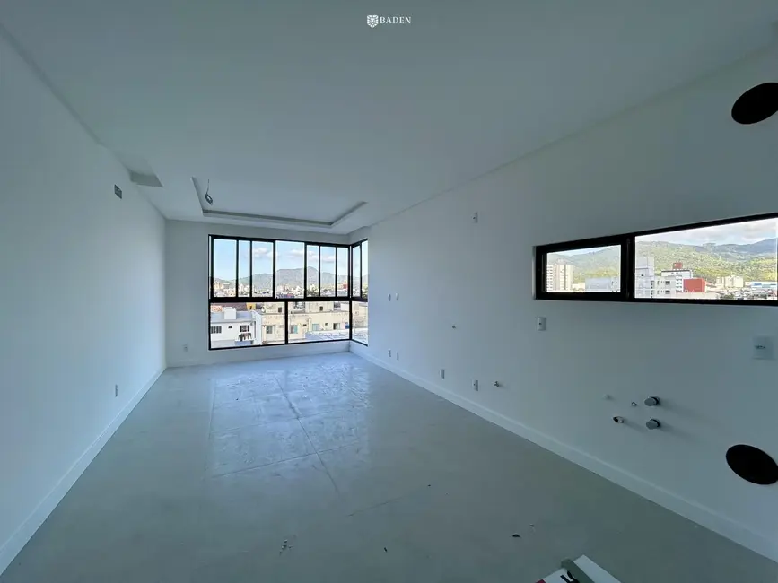 Foto 2 de Apartamento com 2 quartos à venda, 123m2 em Areias, Camboriu - SC