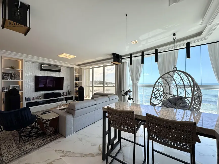 Foto 2 de Cobertura com 4 quartos à venda, 186m2 em Itapema - SC