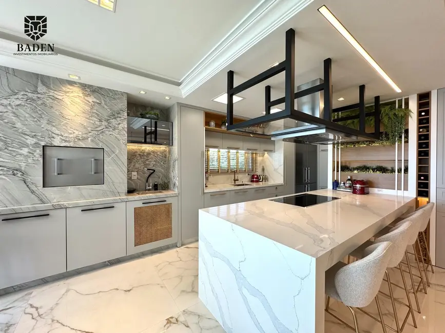 Foto 8 de Cobertura com 4 quartos à venda, 186m2 em Itapema - SC