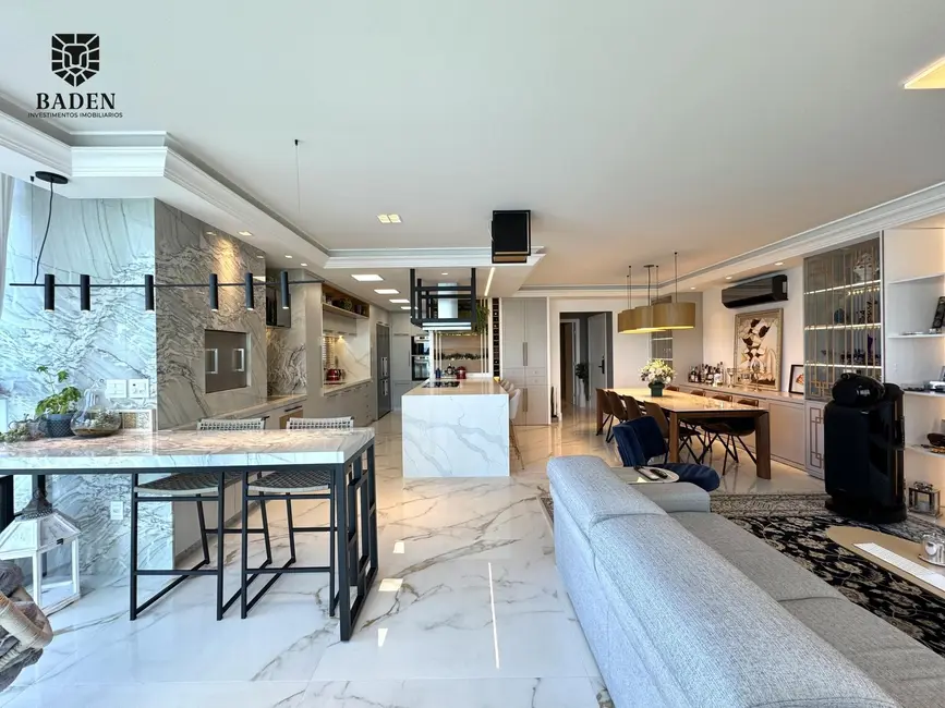 Foto 7 de Cobertura com 4 quartos à venda, 186m2 em Itapema - SC