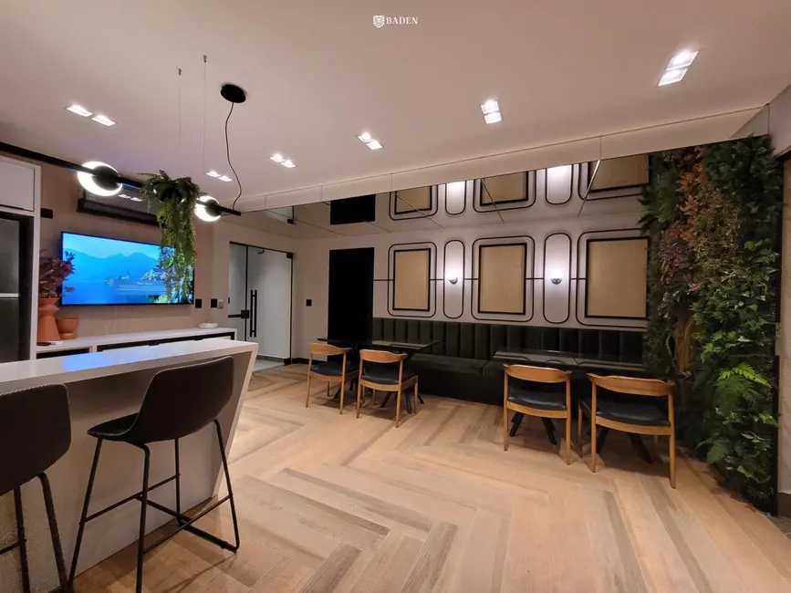 Foto 4 de Apartamento com 2 quartos à venda, 69m2 em Itapema - SC