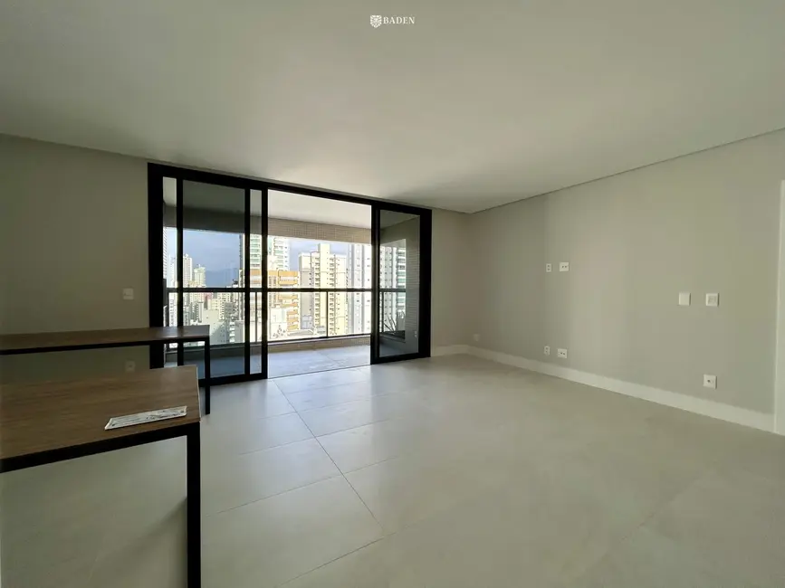 Foto 2 de Apartamento com 4 quartos à venda, 137m2 em Centro, Balneario Camboriu - SC