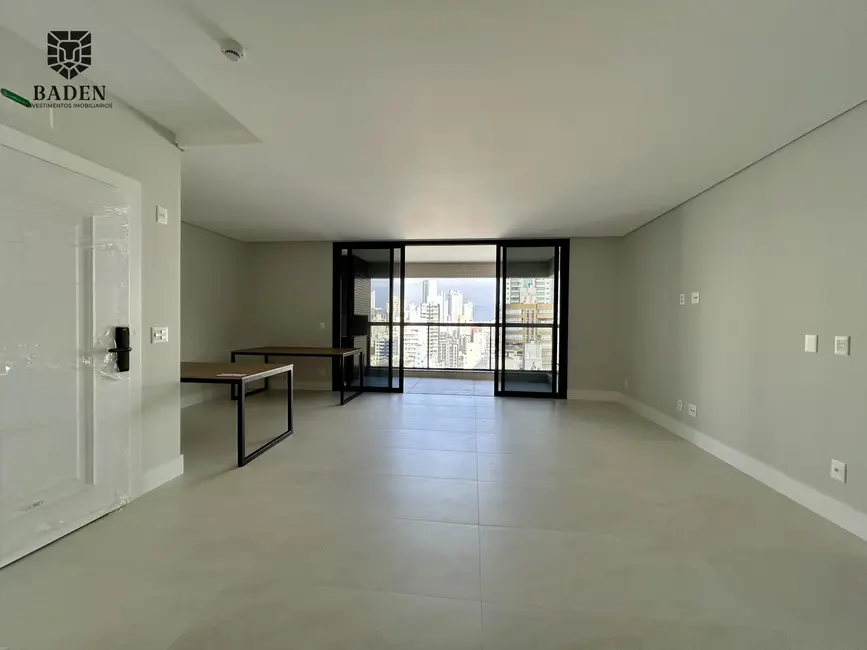 Foto 1 de Apartamento com 4 quartos à venda, 137m2 em Centro, Balneario Camboriu - SC